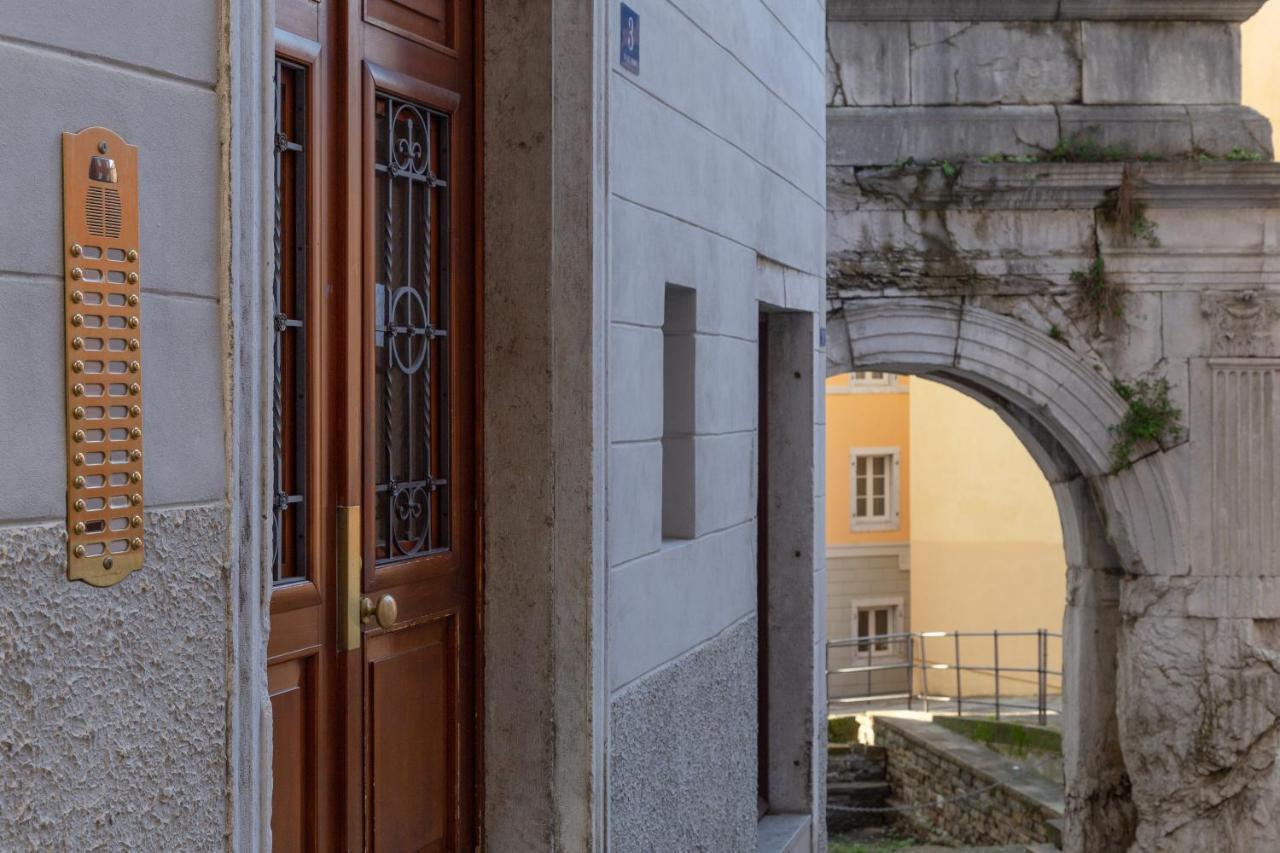 Casa Vacanze Penelope In Centro Storico Трієст Екстер'єр фото
