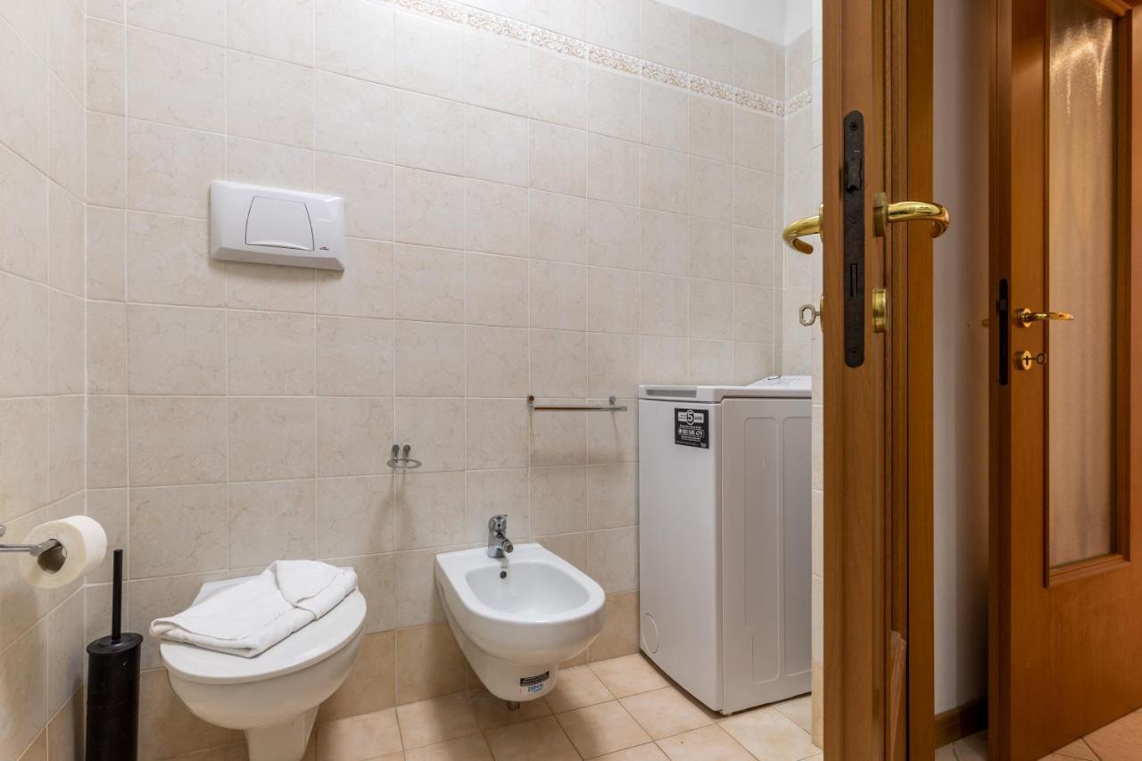 Casa Vacanze Penelope In Centro Storico Трієст Екстер'єр фото